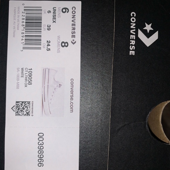 White Converse - Picture 4 of 4